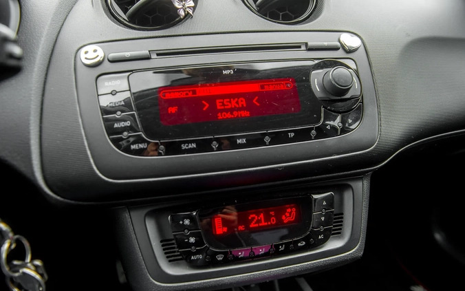 Seat Ibiza cena 26800 przebieg: 183584, rok produkcji 2010 z Radom małe 191